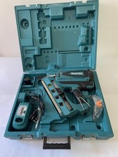 MAKITA GN900 Nail Gun (like