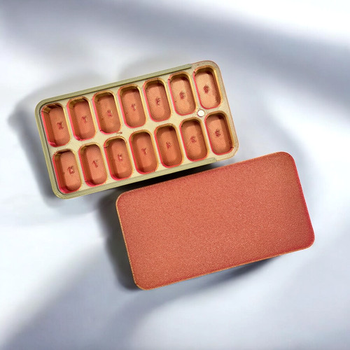 Day pill container - am, pm