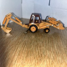 Ertl Mighty Movers - Case 580E