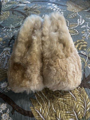 New beige alpaca fiber - beige,