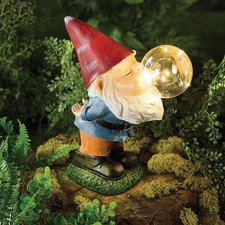 Solar Gnome Blowing Bubble �
