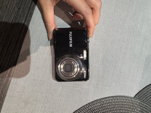 Fujifilm digital camera - digital,