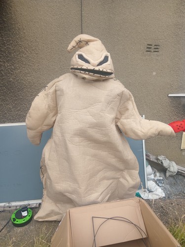 Gemmy lifesize oogie boogie - gemmy,
