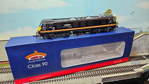 Resprayed bachmann class - resprayed,