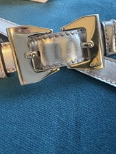 Gucci Pale Gold Bow Buckle