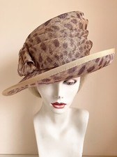 UNBRANDED PALE GOLD & DARK PURPLE LEOPARD STYLE PRINT SHAPED BRIM FORMAL HAT