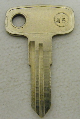 Key blank for motorcycle - a5,