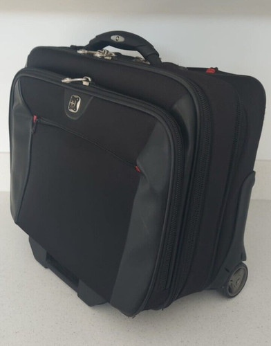 Wenger potomac wheeled - potomac, 17"
