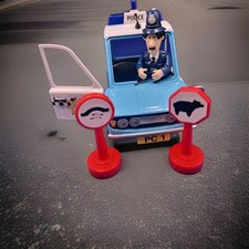 Postman Pat PC Arthur Selby