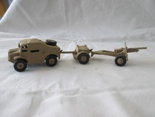 DINKY CODE 3 MILITARY 697 FIELD GUN SET