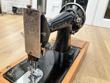 Functioning Vintage Singer Hand Crank Sewing Machine with Leather Singer Cover 