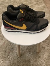 Nike Air Waffle Trainer Size