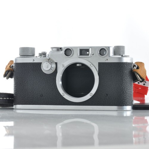 Leica iii black dial - leica,