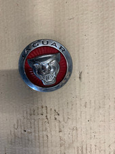 JAGUAR XJ X351 Front Bumper Radiator Grille Badge Genuine C2D45698 RED