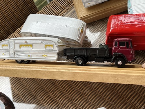 Large bedford lorry - large, tk