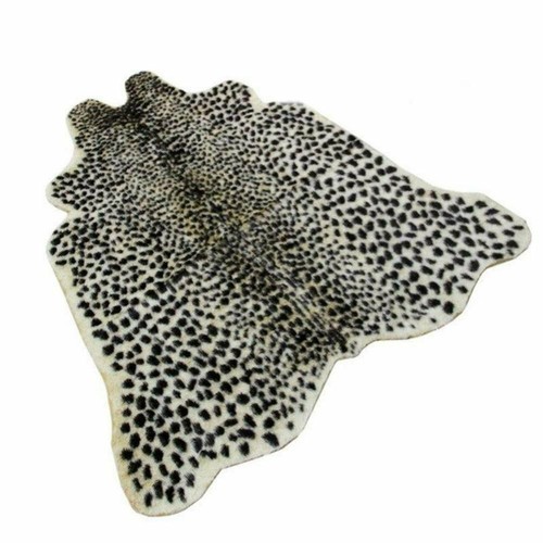 Leopard printed area - leopard,
