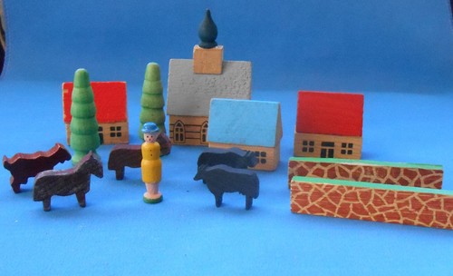 Vintage small wood putz houses - vintage,