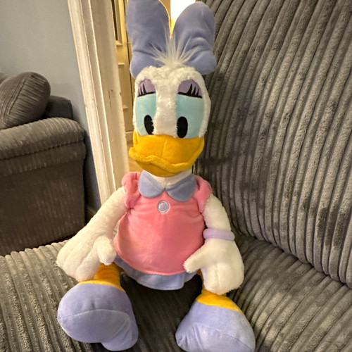Walt disney daisy duck - disney,