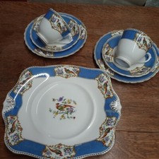 Tuscan Bone China Cake Plate Cups & Saucers Trio Serving Plate Chelsea Bird