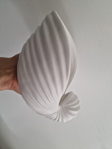 Large shell shaped vase - shell,