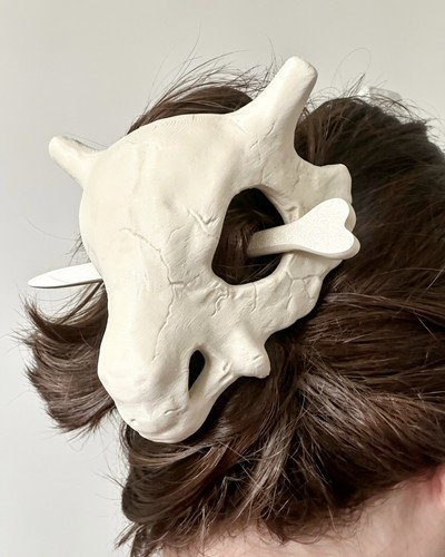 Cubone skull hair stick - cubone,