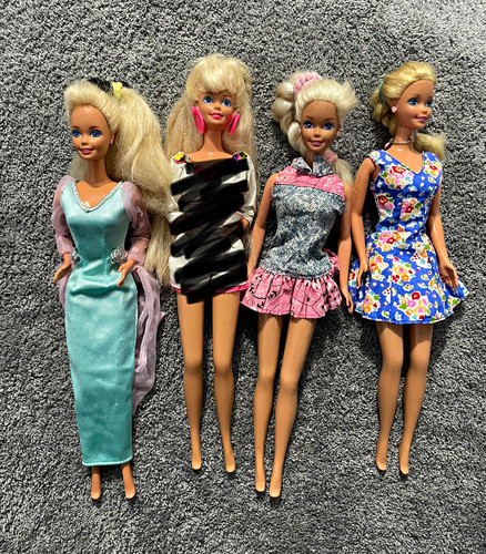 Mixed 4pc lot barbies 11in - 4pc,