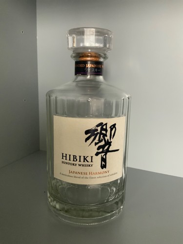 Hibiki suntory japanese - hibiki,