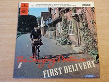 EX- !! Singing Postman/First