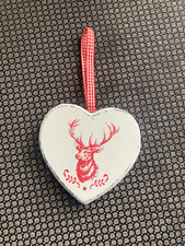 SCANDI STAGS HEAD WOODEN HEART HANGING ORNAMENT RED/WHITE