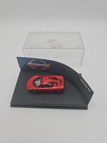 Pauls model art micro champs