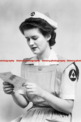 F003276 red cross nurse - cross,