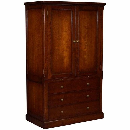 Rrp 5500 harrods london - £5500,