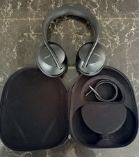BOSE HEADPHONES 700 UC ON EAR NOISE-CANCELLING BBLUETOOTH HEADPHONES