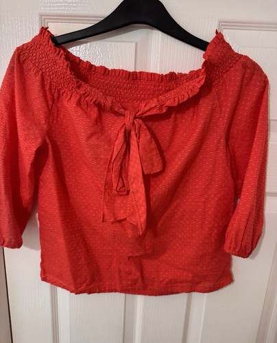 Gorgeous off the shoulder - off,