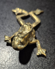 VINTAGE SOLID BRASS FROG ORNAMENT/PAPERWEIGHT