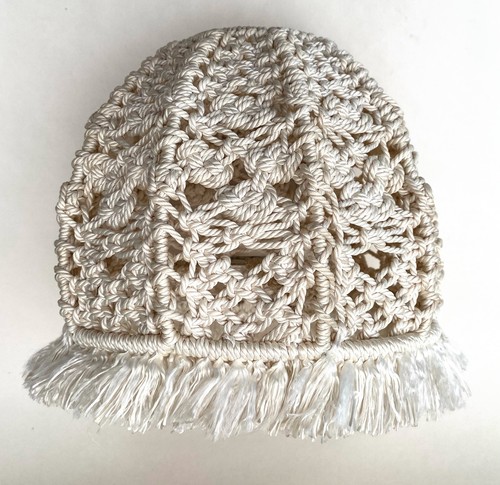 Vintage cream macrame lamp - cream,