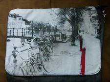 Robin Ruth Black Amsterdam