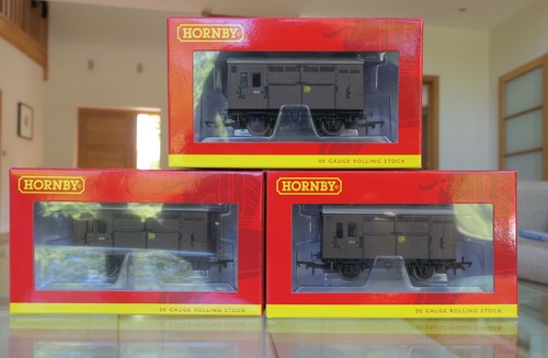 Hornby gwr horse box - gwr, pack)