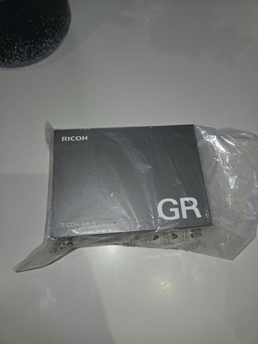 Ricoh black compact - ricoh,