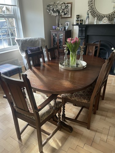 Old charm dining room - room, table