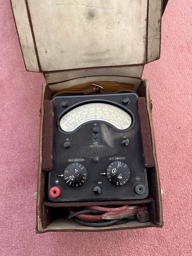 Universal avometer avo - universal,