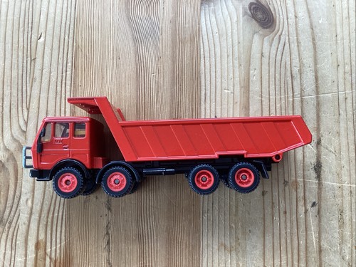 Siku mercedes 8 wheeler - siku,