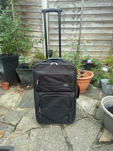 Samsonite black softside
