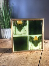ART NOUVEAU QUARTERED STYLISED
