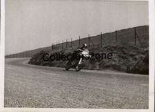 1951 Isle of Man TT Senior Race No 28 L A Dear 500cc Norton Photo 4x3 In