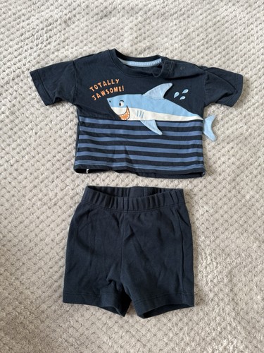 Bots summer shirt and shorts - summer, t-shirt
