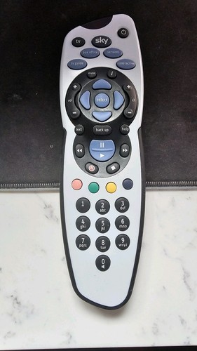 Sky plus remote control urc - remote,