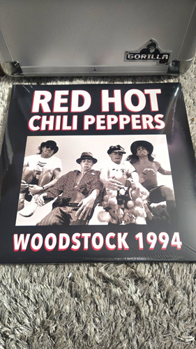 Red hot chili - red,