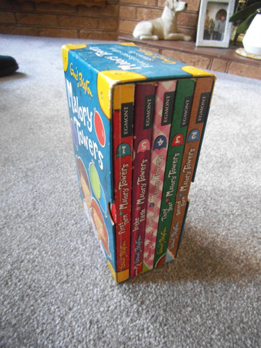 Enid blyton malory towers - enid, 5