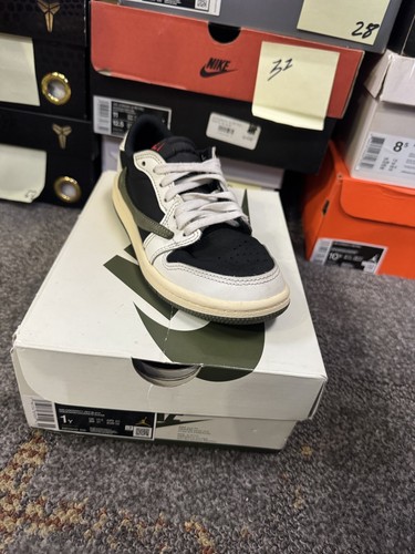 Worn jordan olive low - worn,
